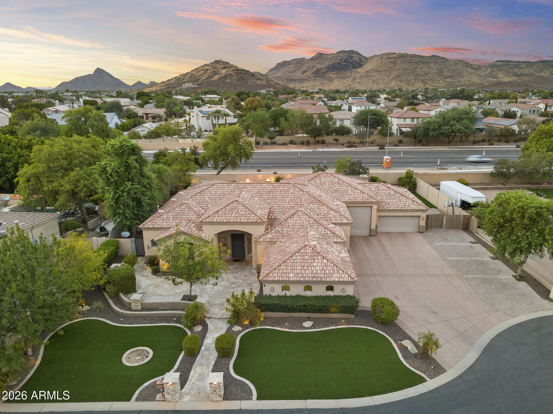 4744 W Villa Linda Drive — photo