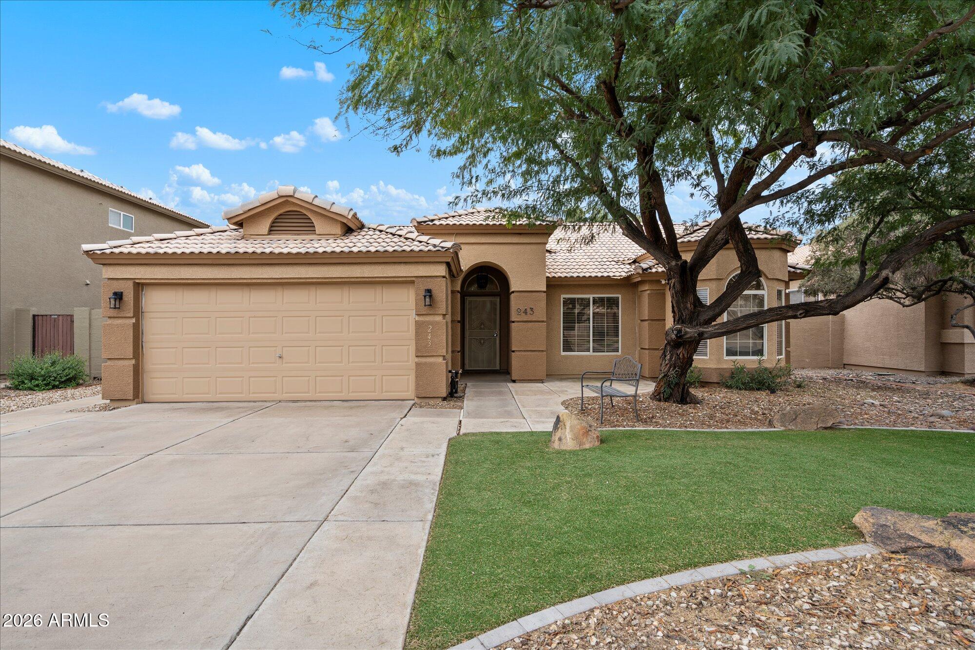 243 W Baylor Lane — photo