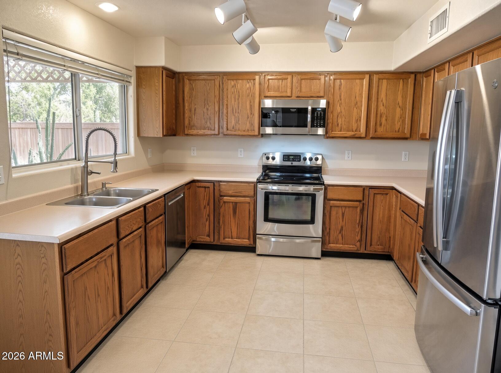 4309 E Rockledge Road, Phoenix, AZ 85044 — photo 3