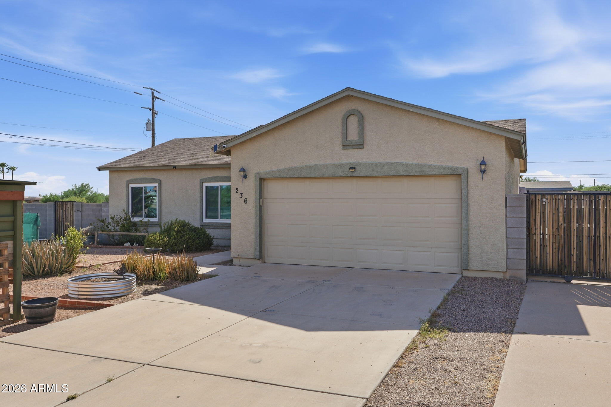 236 N Thunderbird Drive — photo