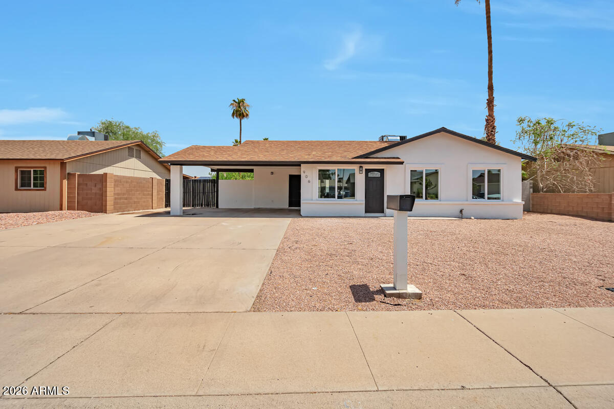906 W Colgate Drive — photo