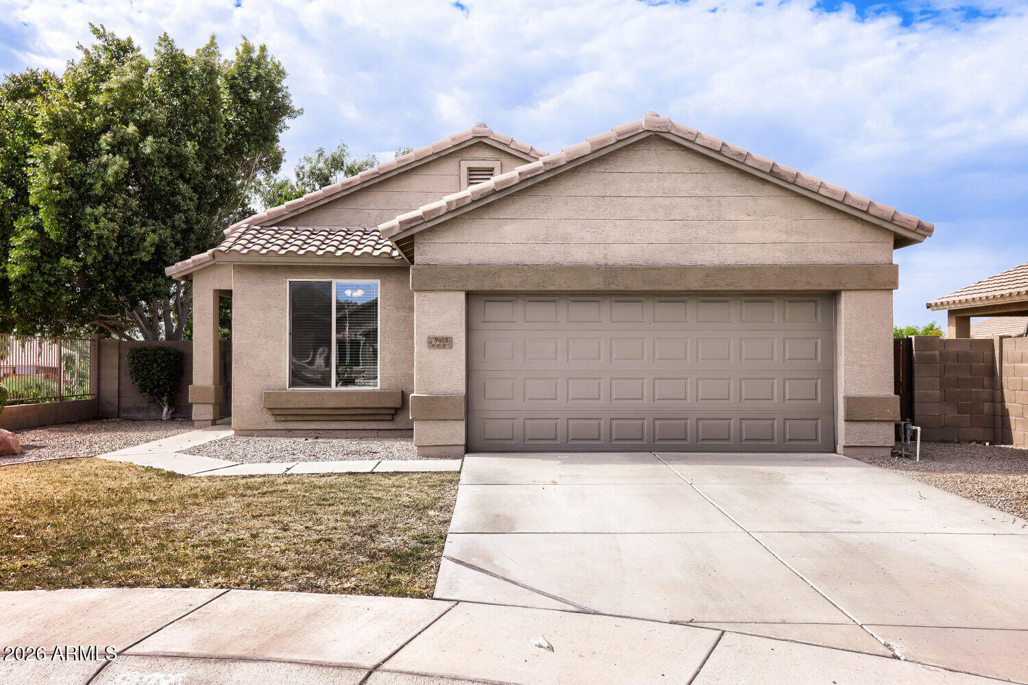 9403 W Ross Avenue — photo