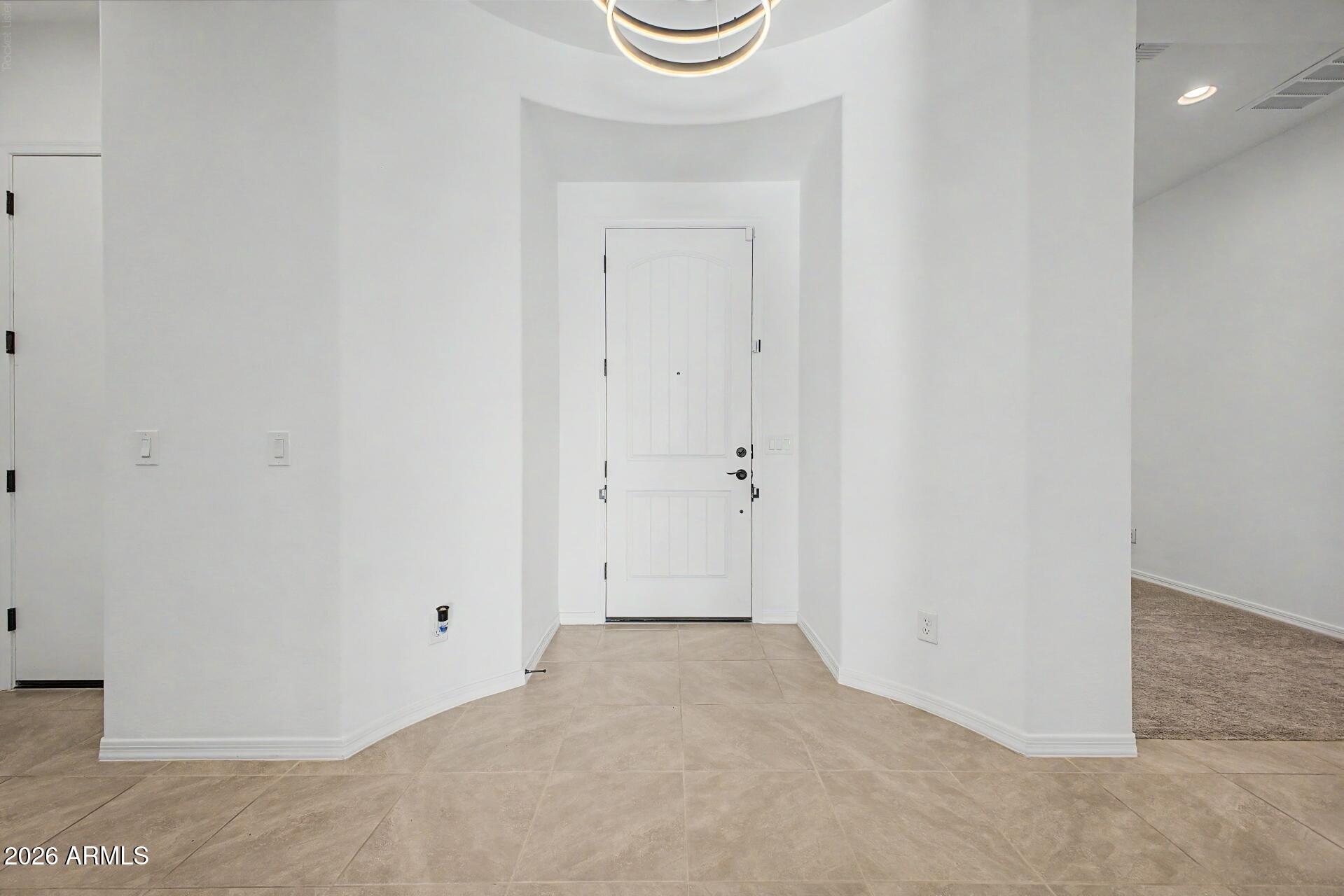 11814 S 51st Drive — photo