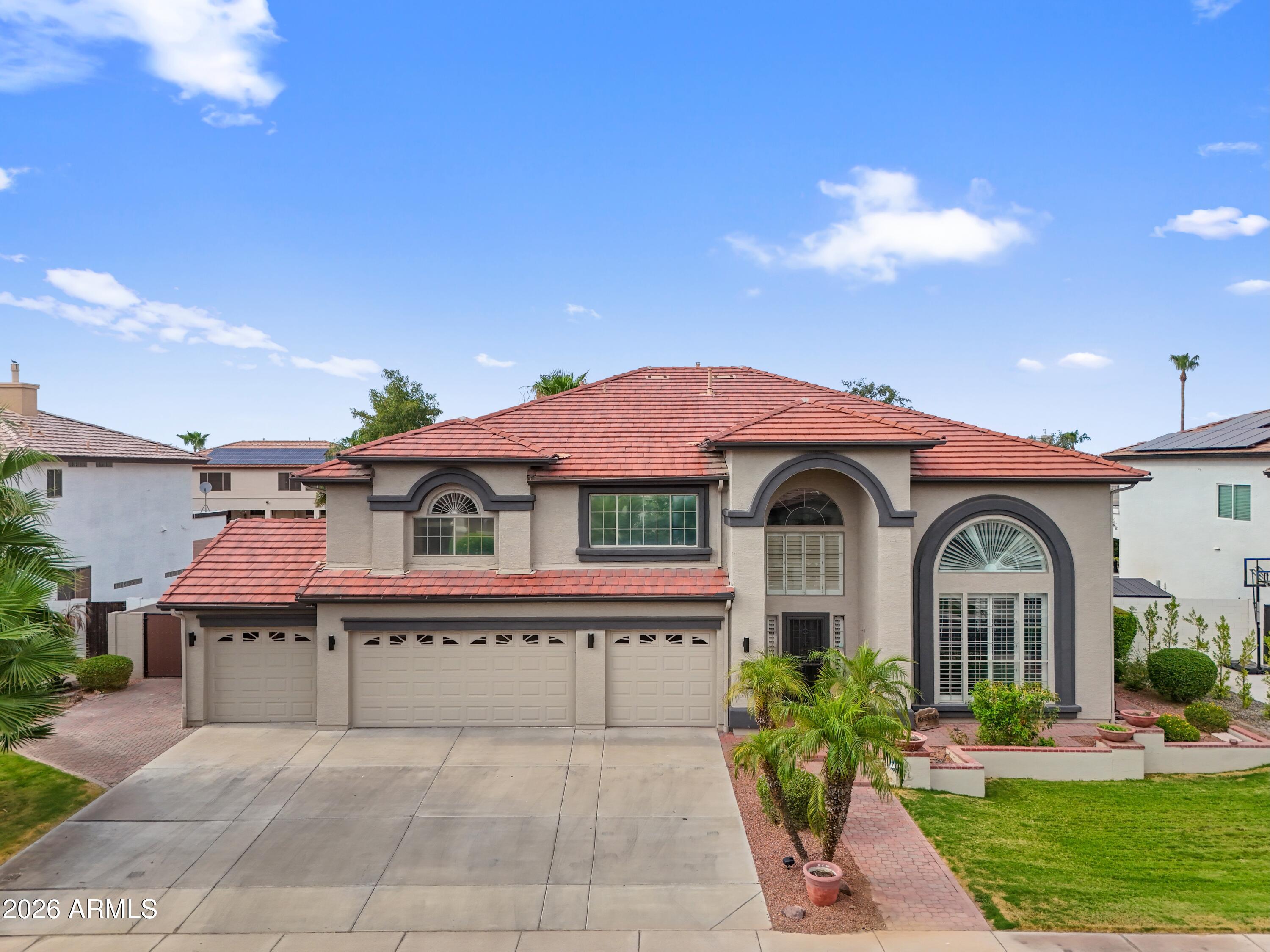 1694 E Mead Drive — photo