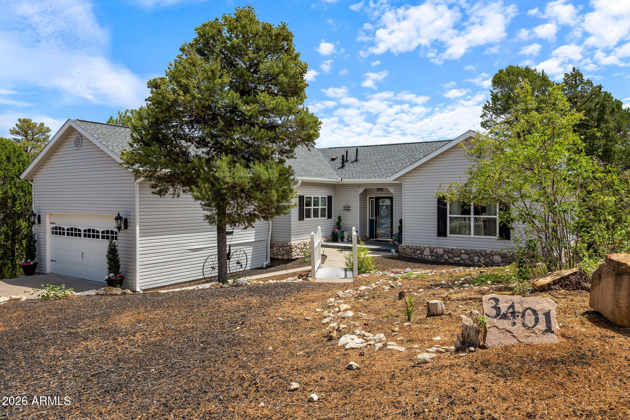 3401 Valley View Circle — photo