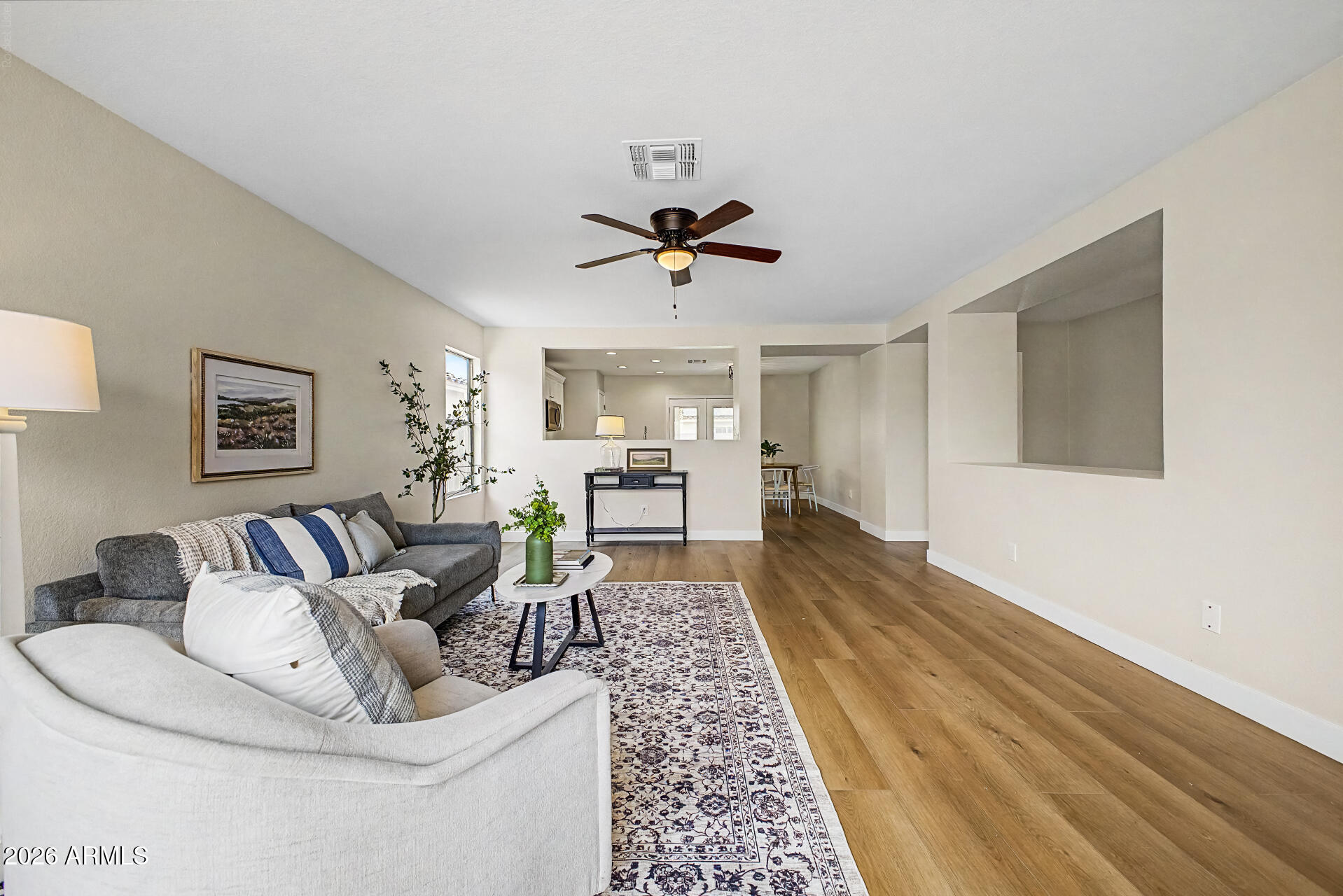 637 W Kingman Loop — photo