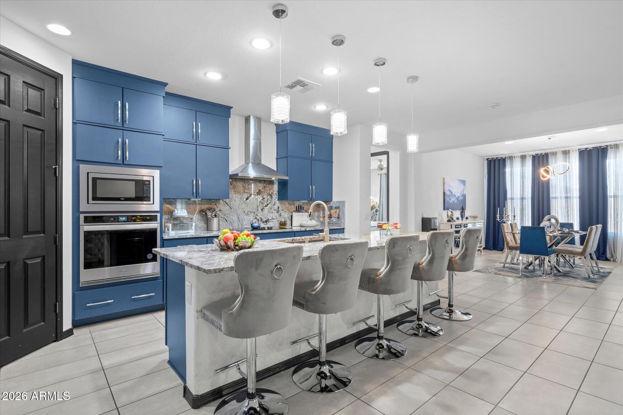 8616 W Rancho Drive — photo