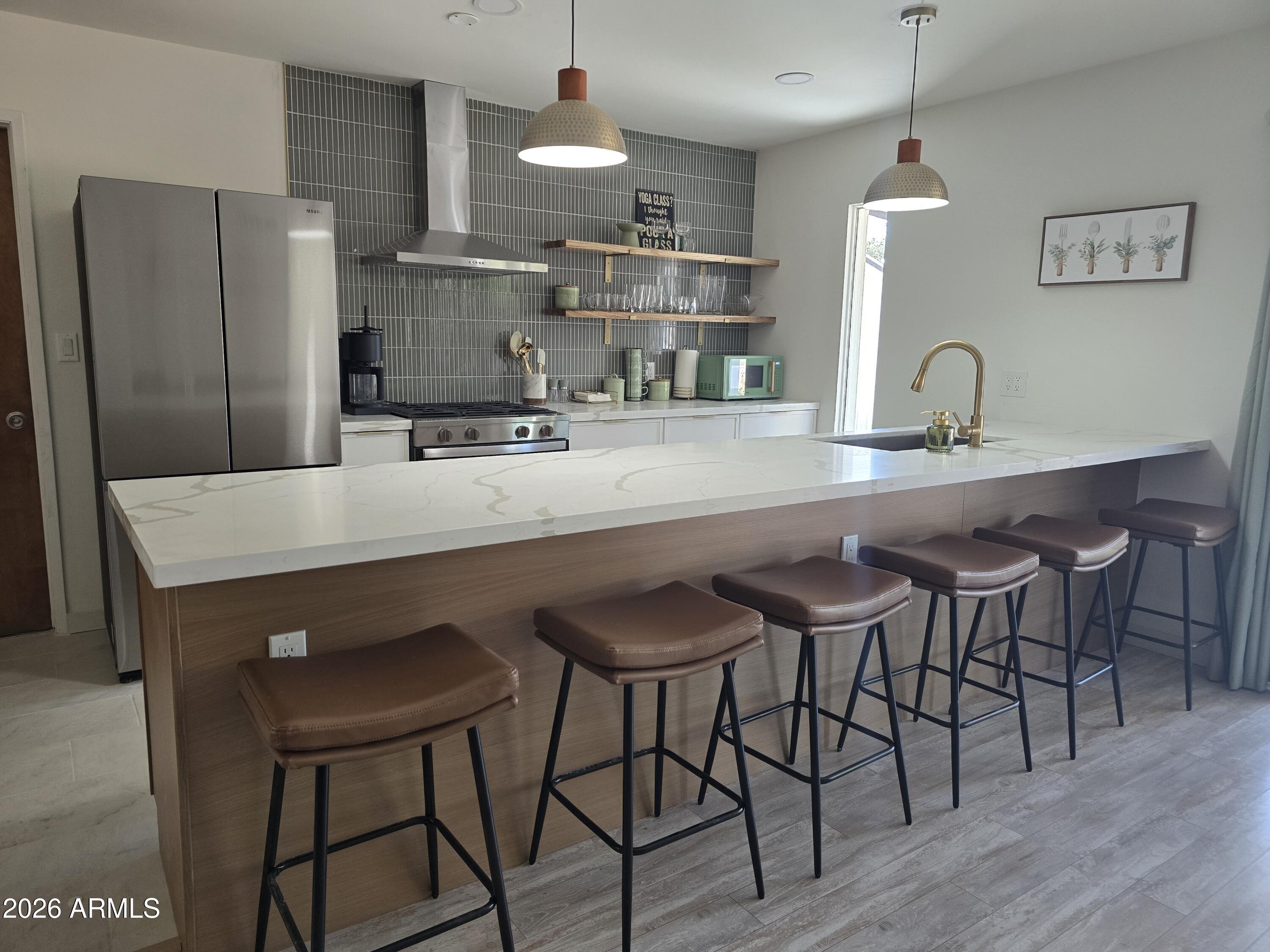 1011 E Ash Drive — photo