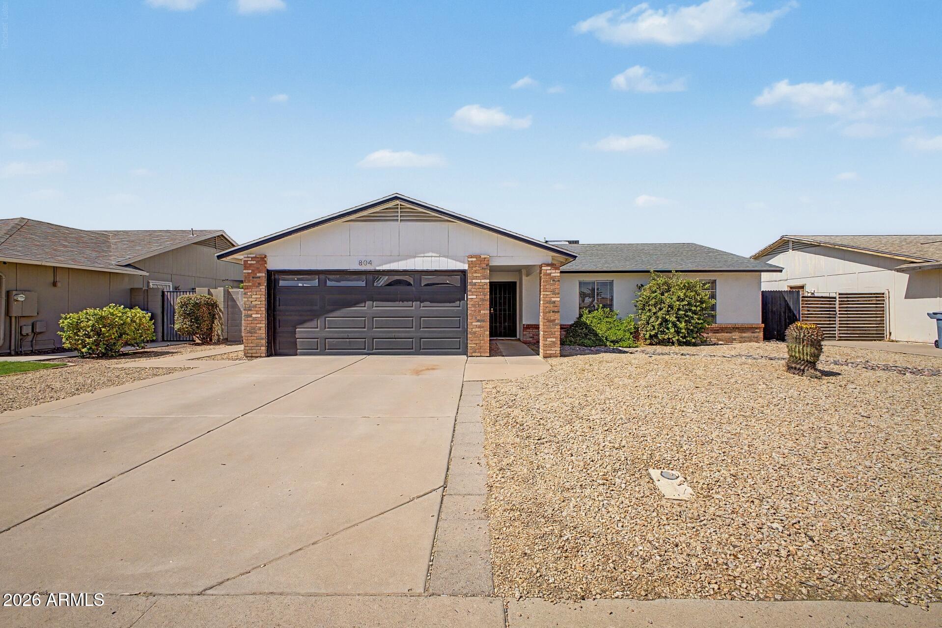 804 W Nopal Place — photo