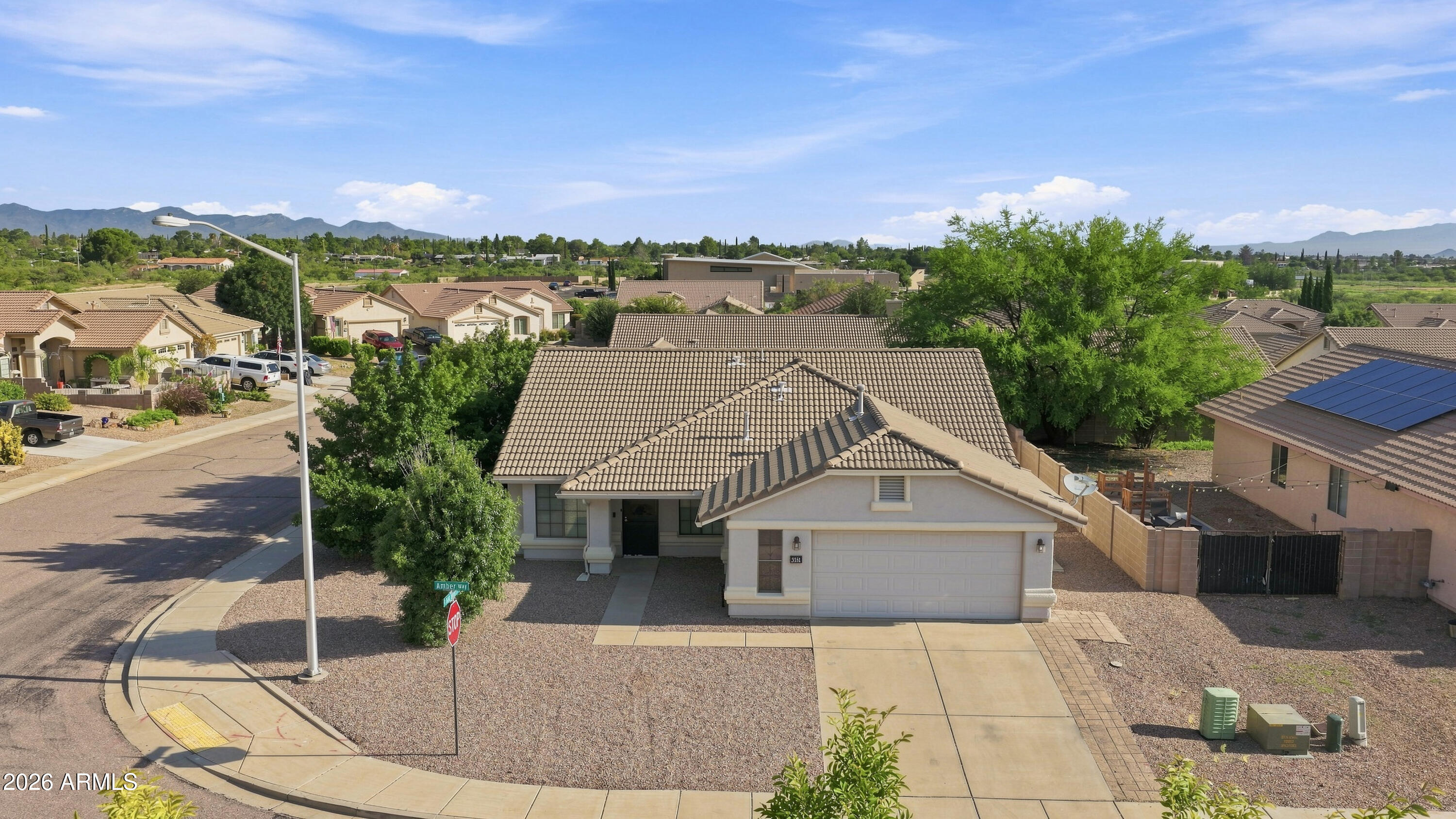 3351 Amber Way — photo