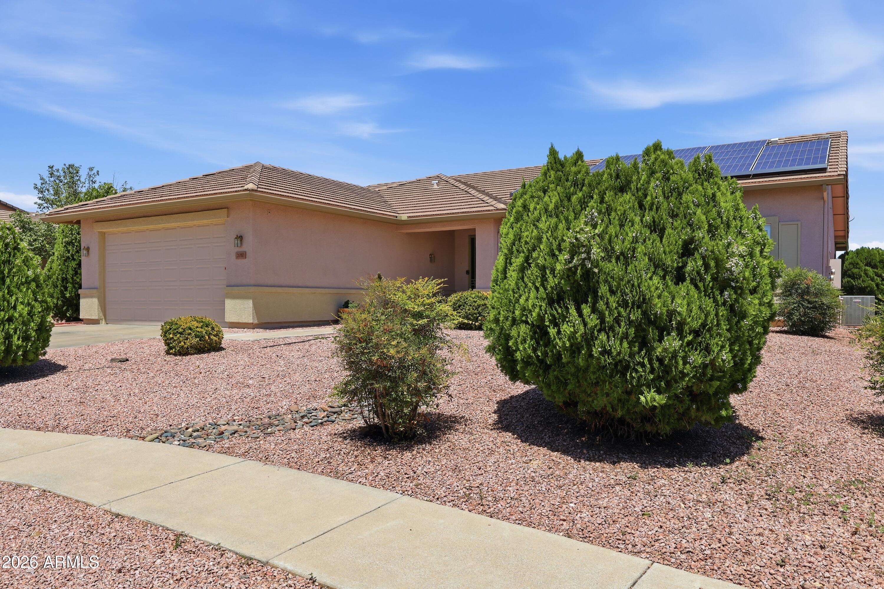 2010 W Desert Willow Drive — photo