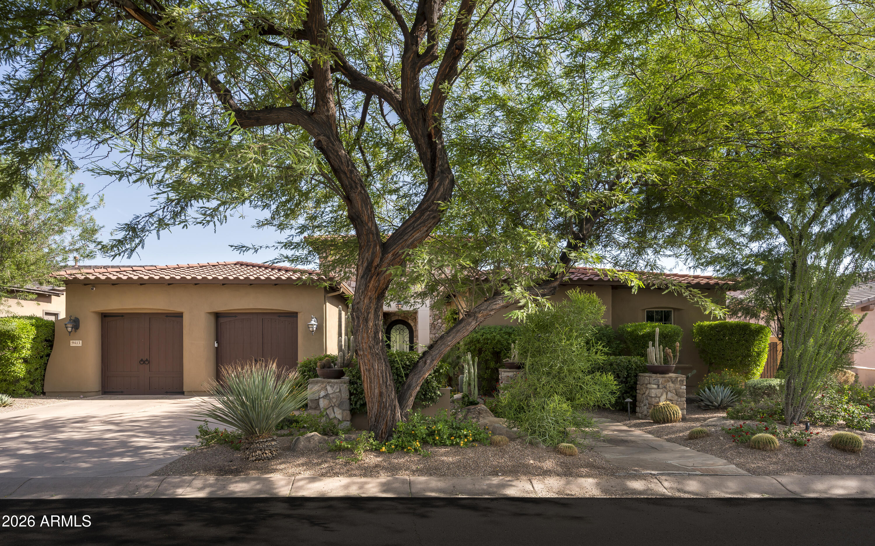 9413 E Desert Village Drive — photo