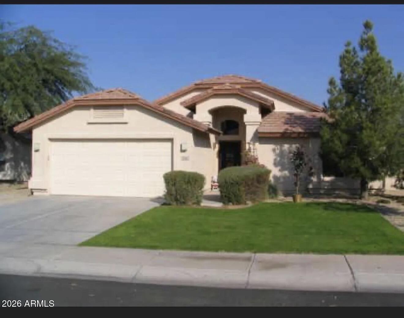 2316 E Rawhide Street — photo