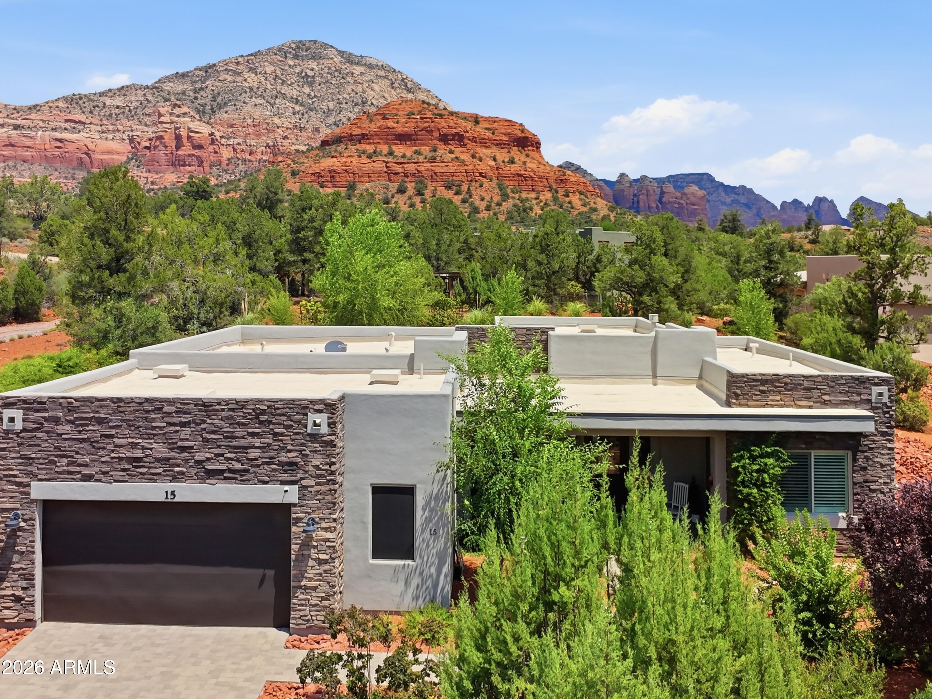 15 Stetson Court — photo