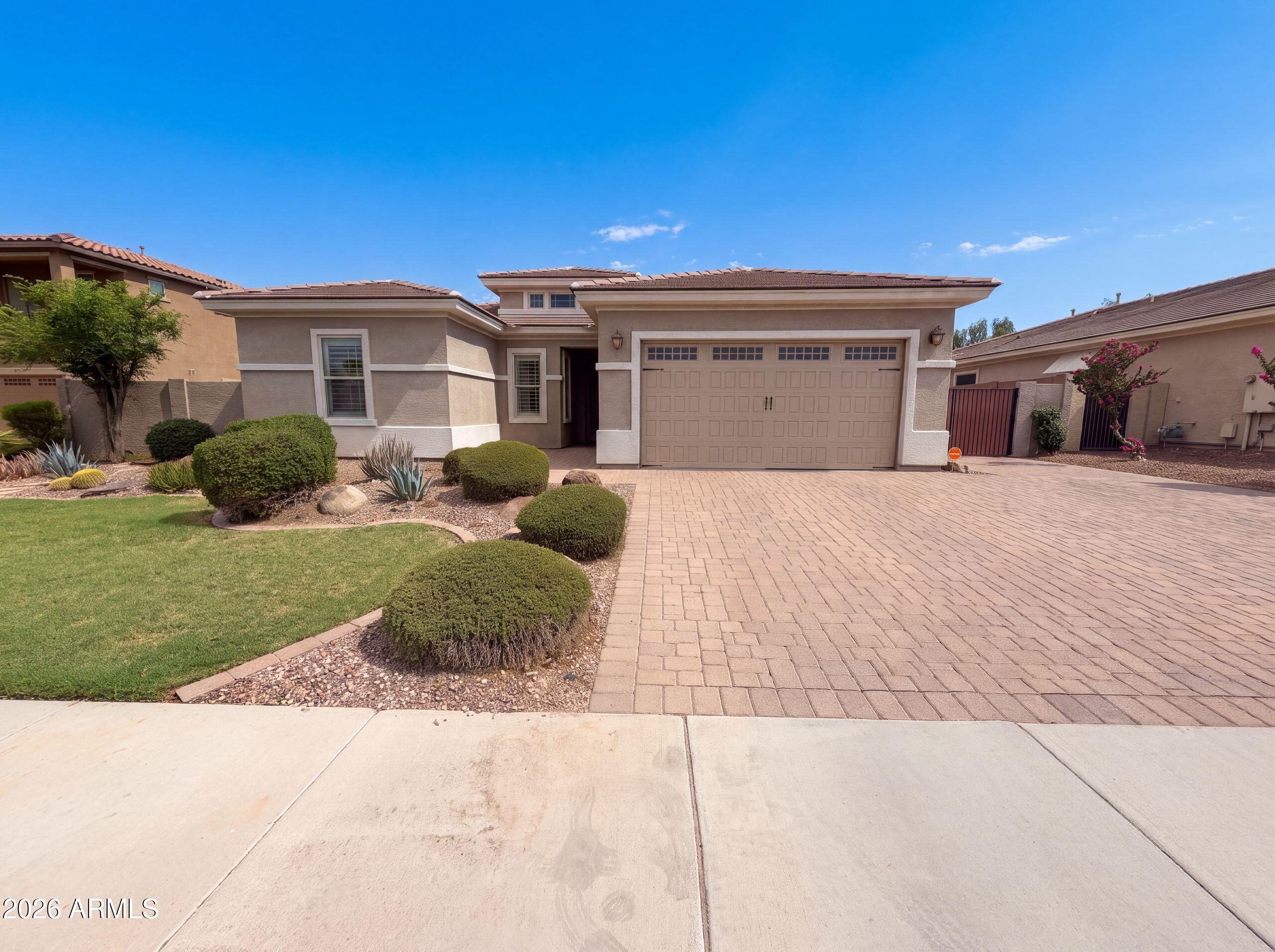 7420 W Crabapple Drive — photo