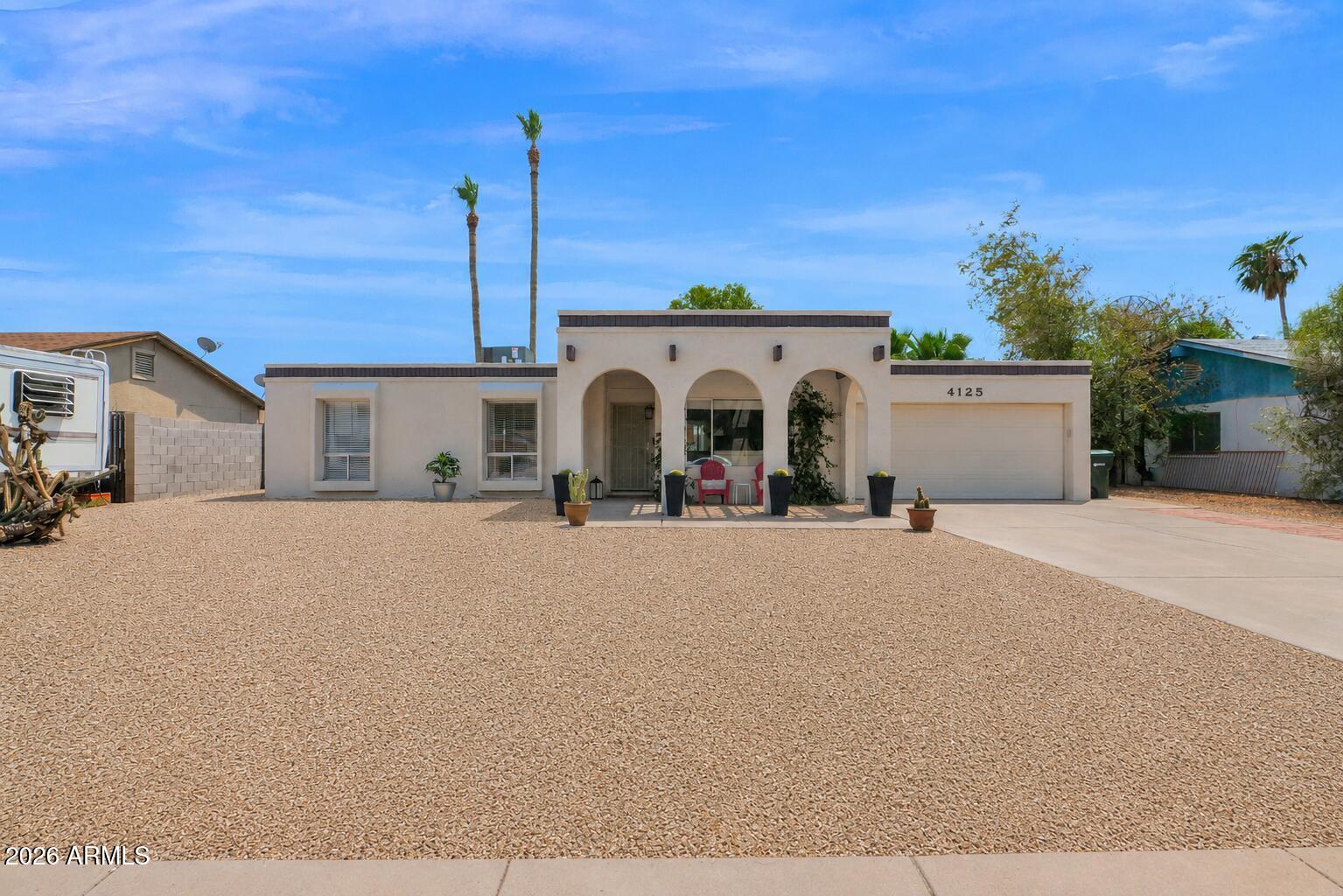 4125 W Yucca Street — photo