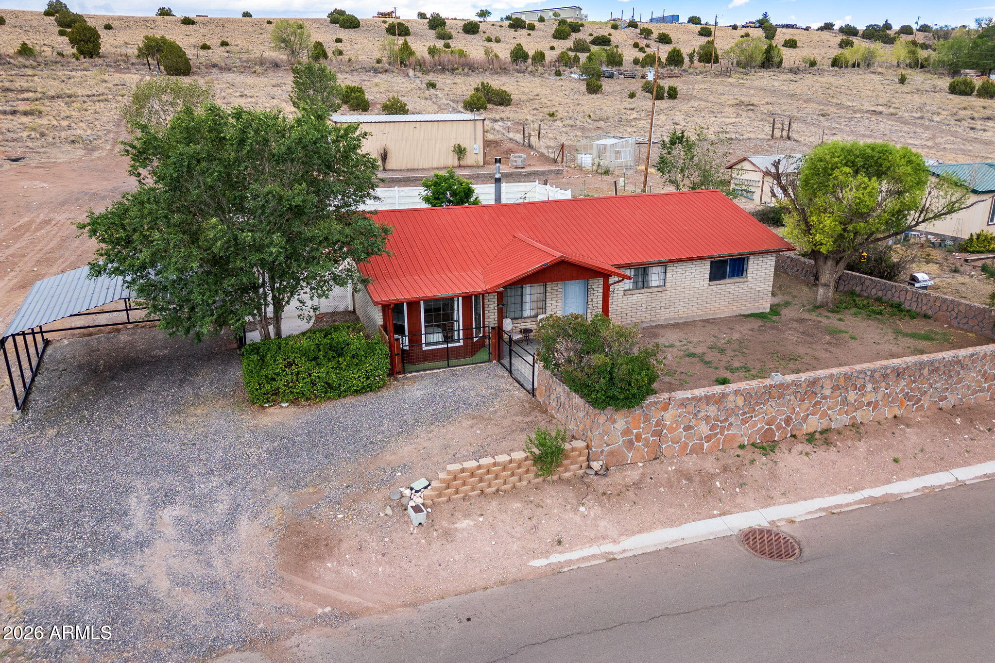 685 N Alta Vista Drive — photo