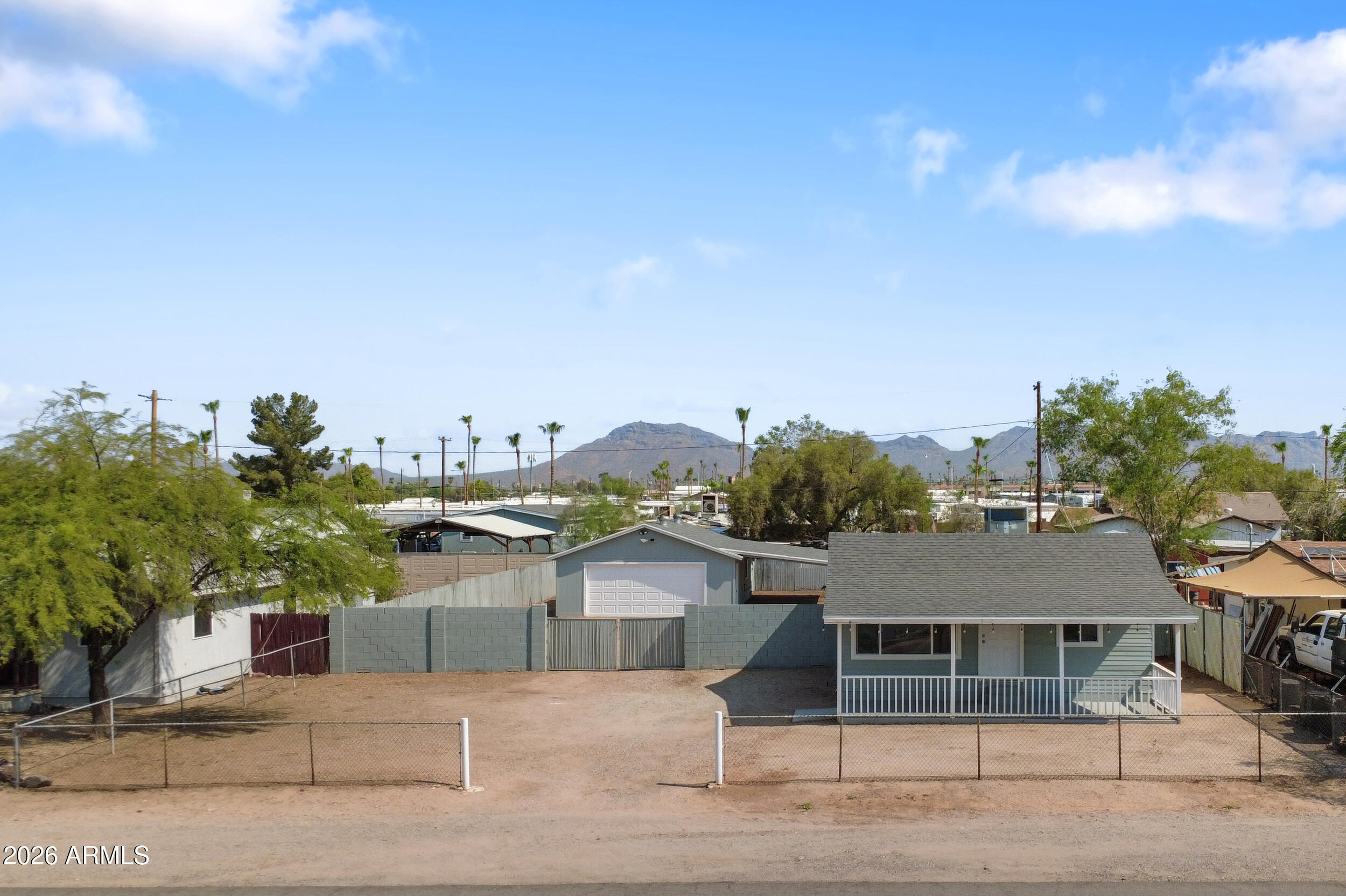 11504 E 5th Avenue — photo