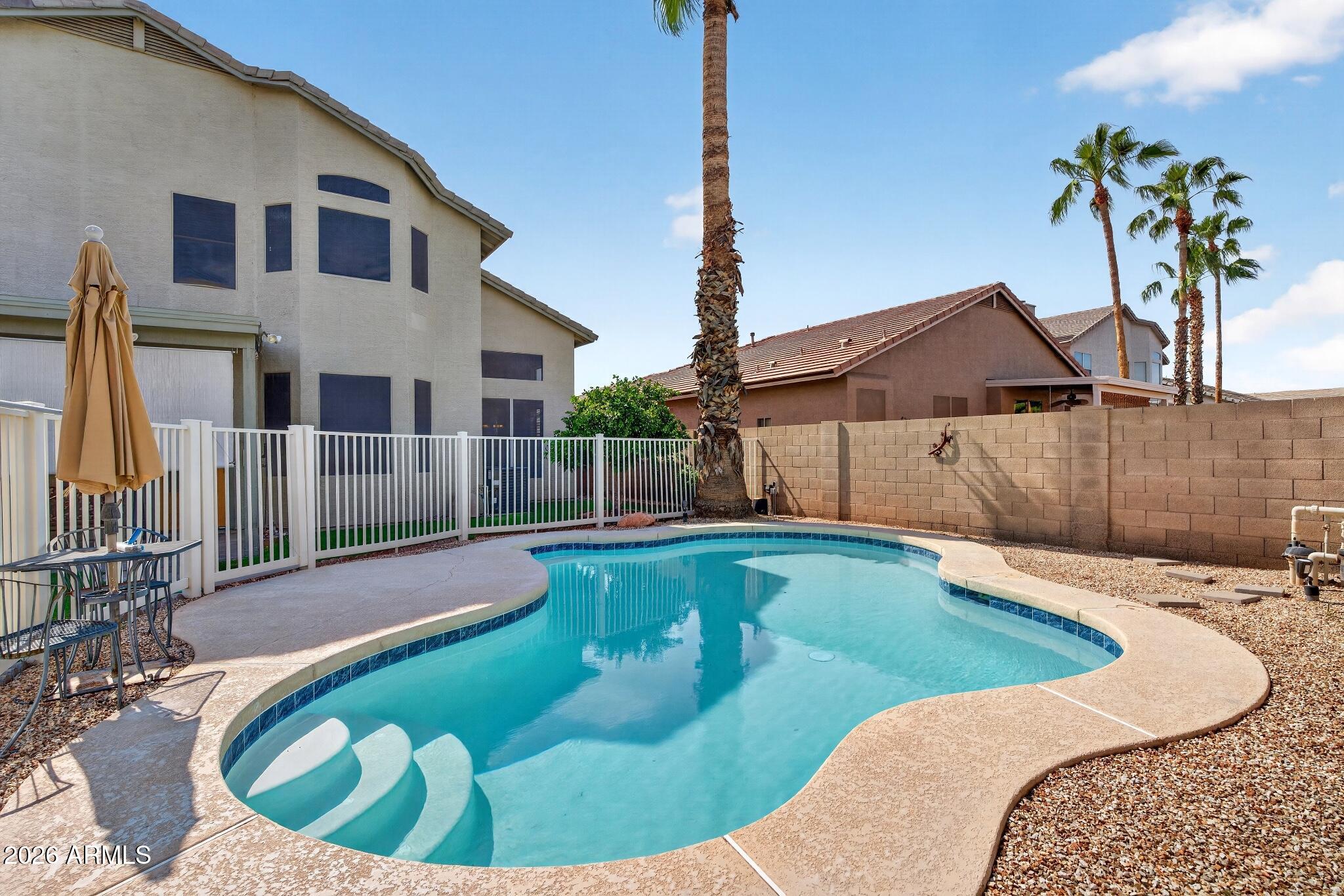 1099 N Arroyo Lane — photo