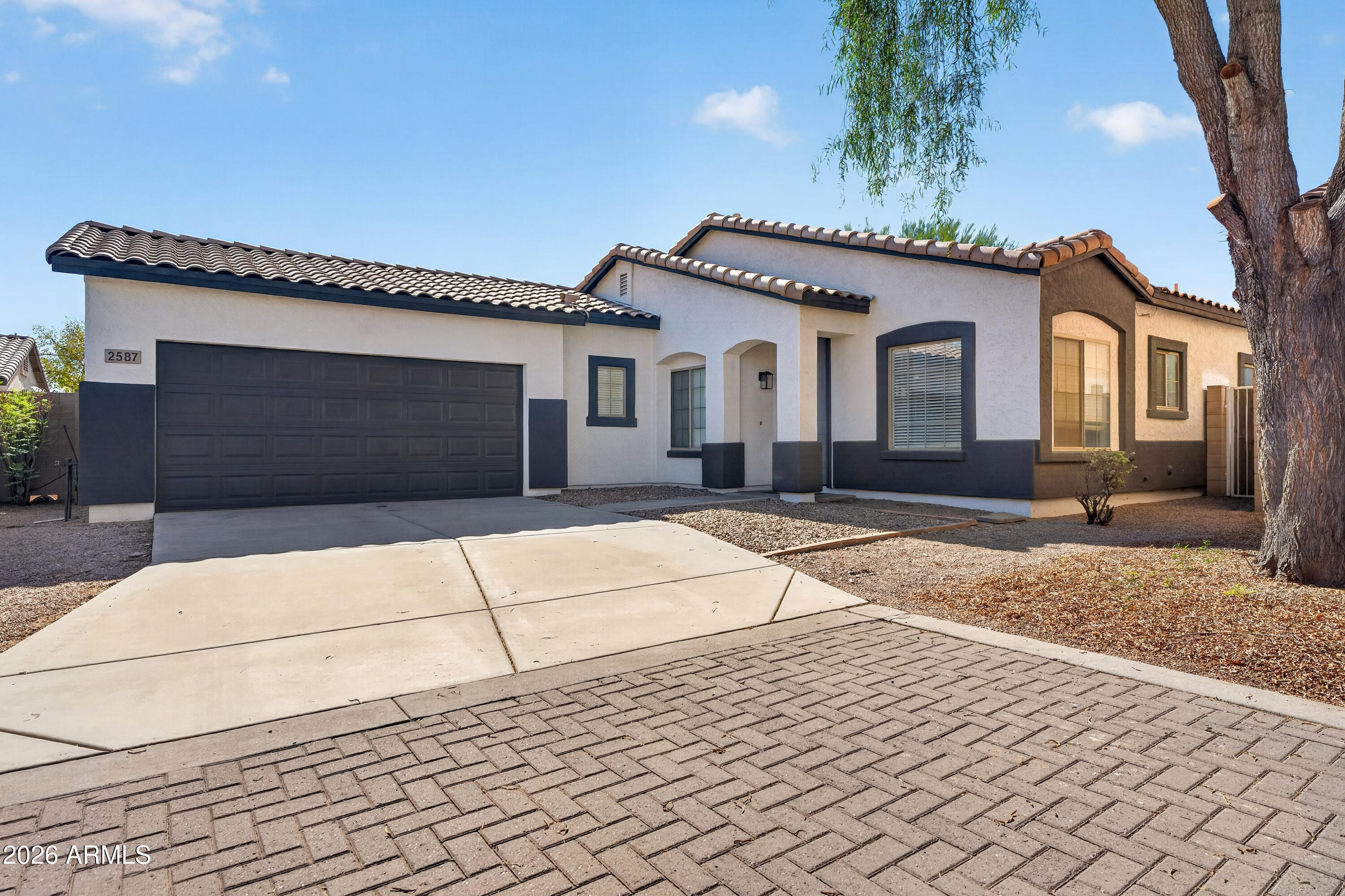 2587 E Riviera Drive — photo