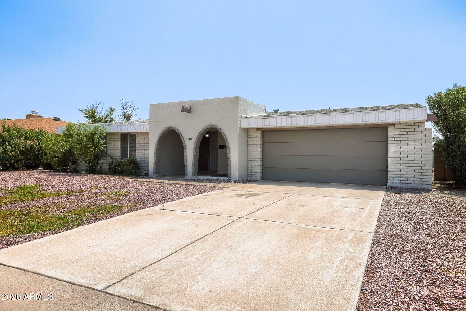 4005 W Carol Avenue — photo
