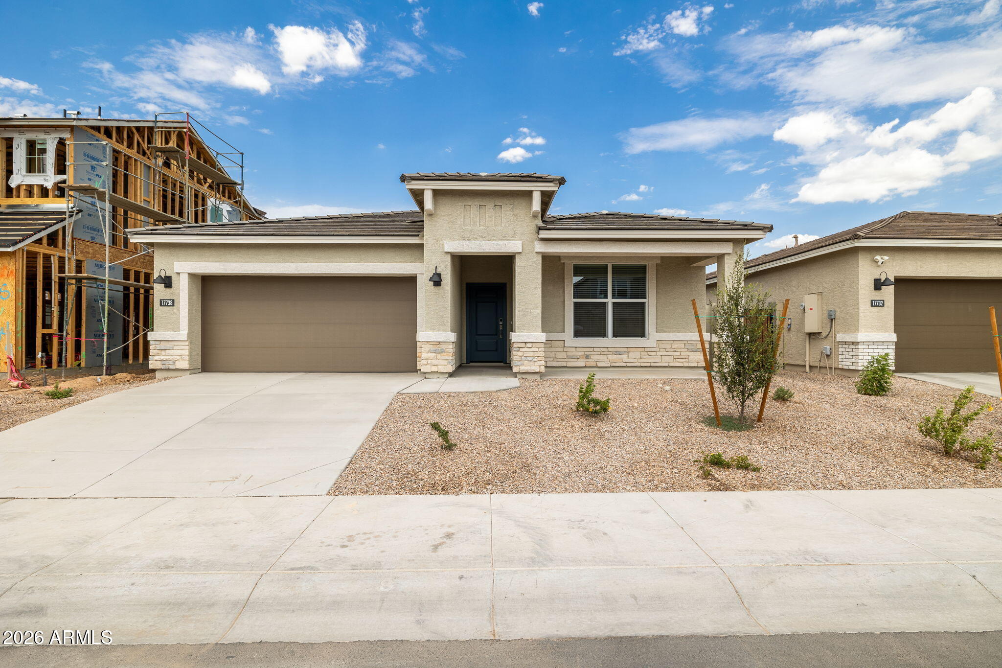 17589 W Turquoise Avenue — photo
