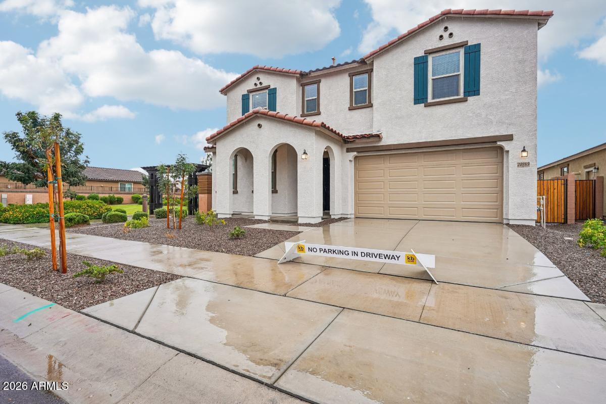 21089 E Canary Way — photo