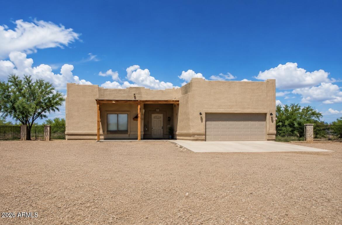 21804 W Laura Street — photo