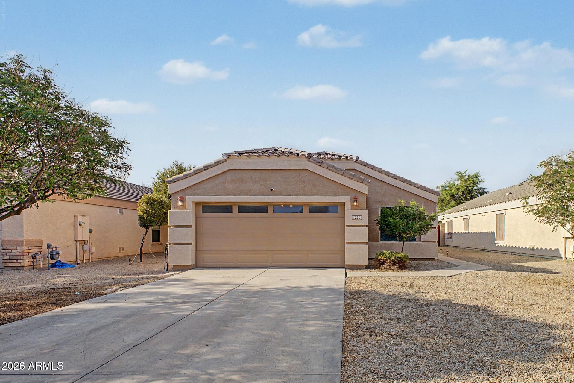 1226 E Maddison Street — photo