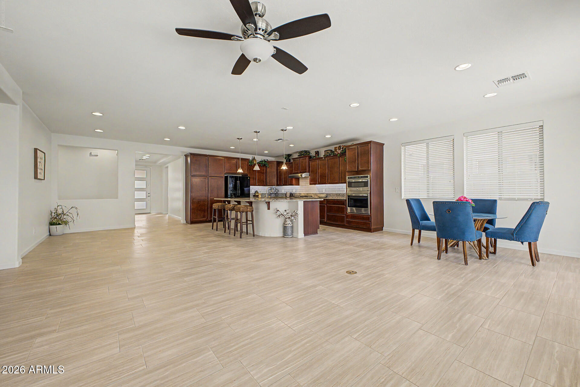 16209 W Sierra Street — photo