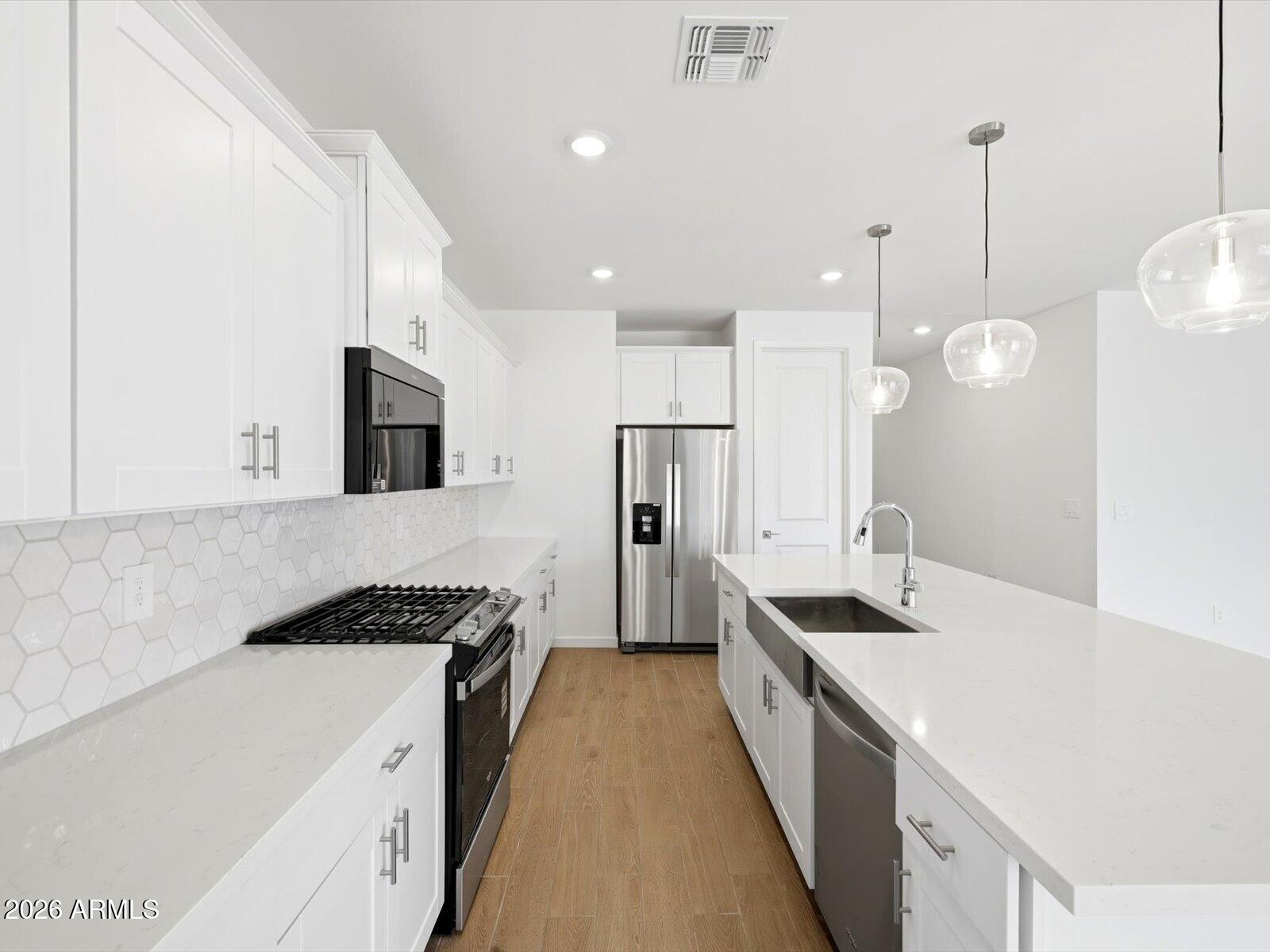 17773 W Illini Street — photo