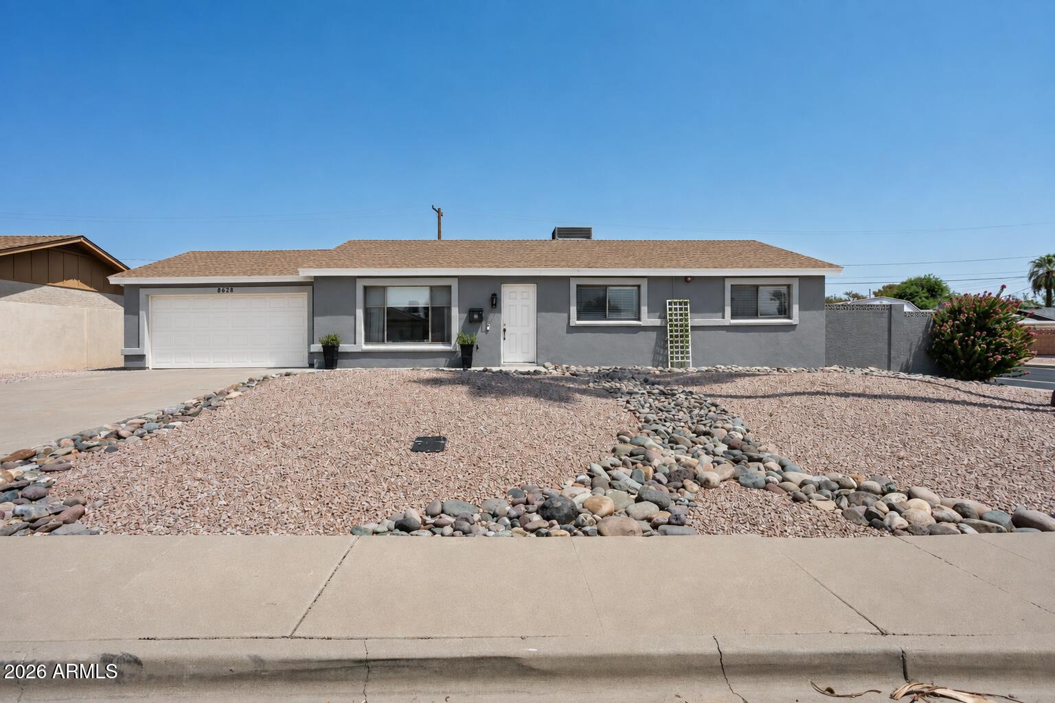 8628 E Oak Street — photo