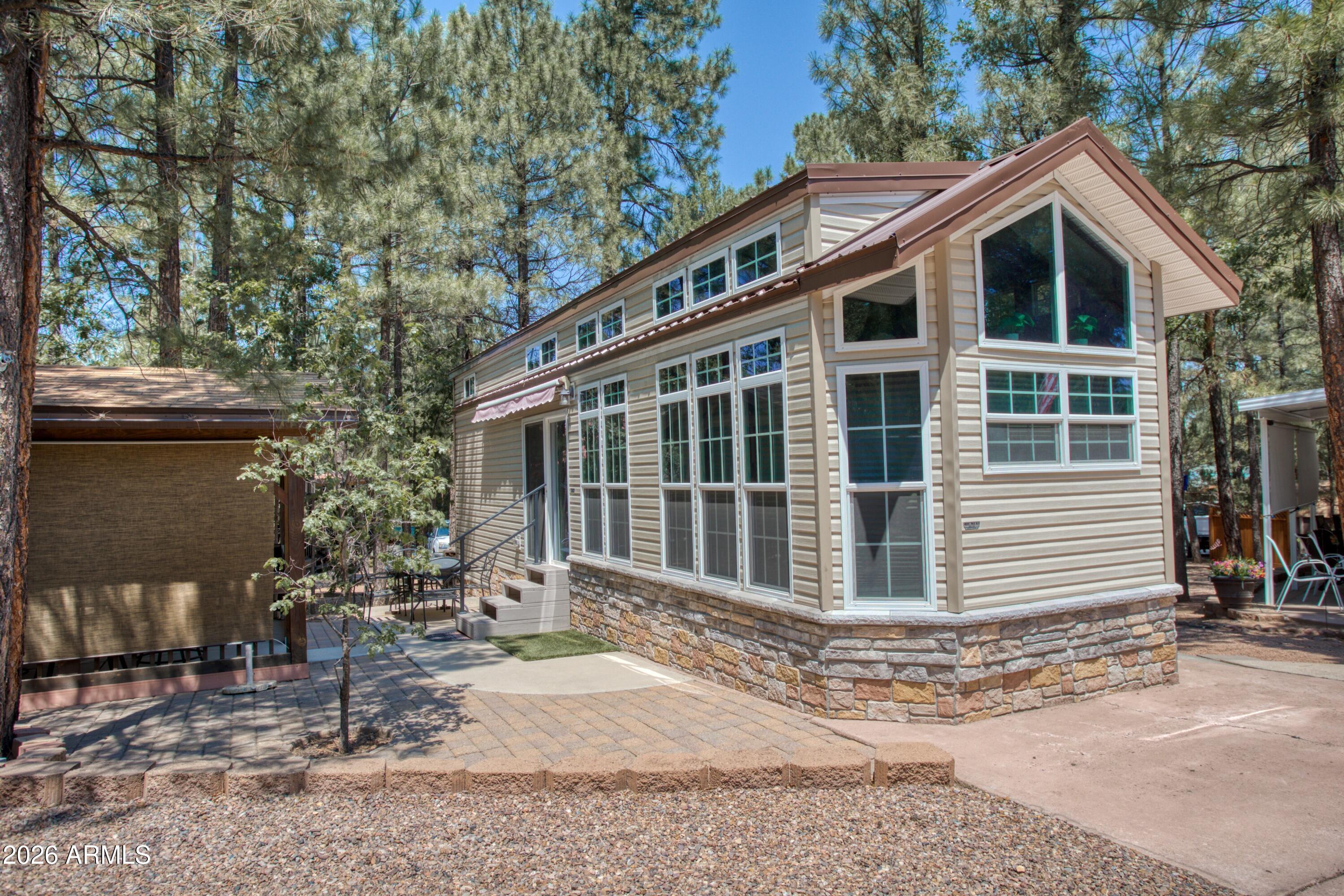 2240 E Tender Foot Trail — photo