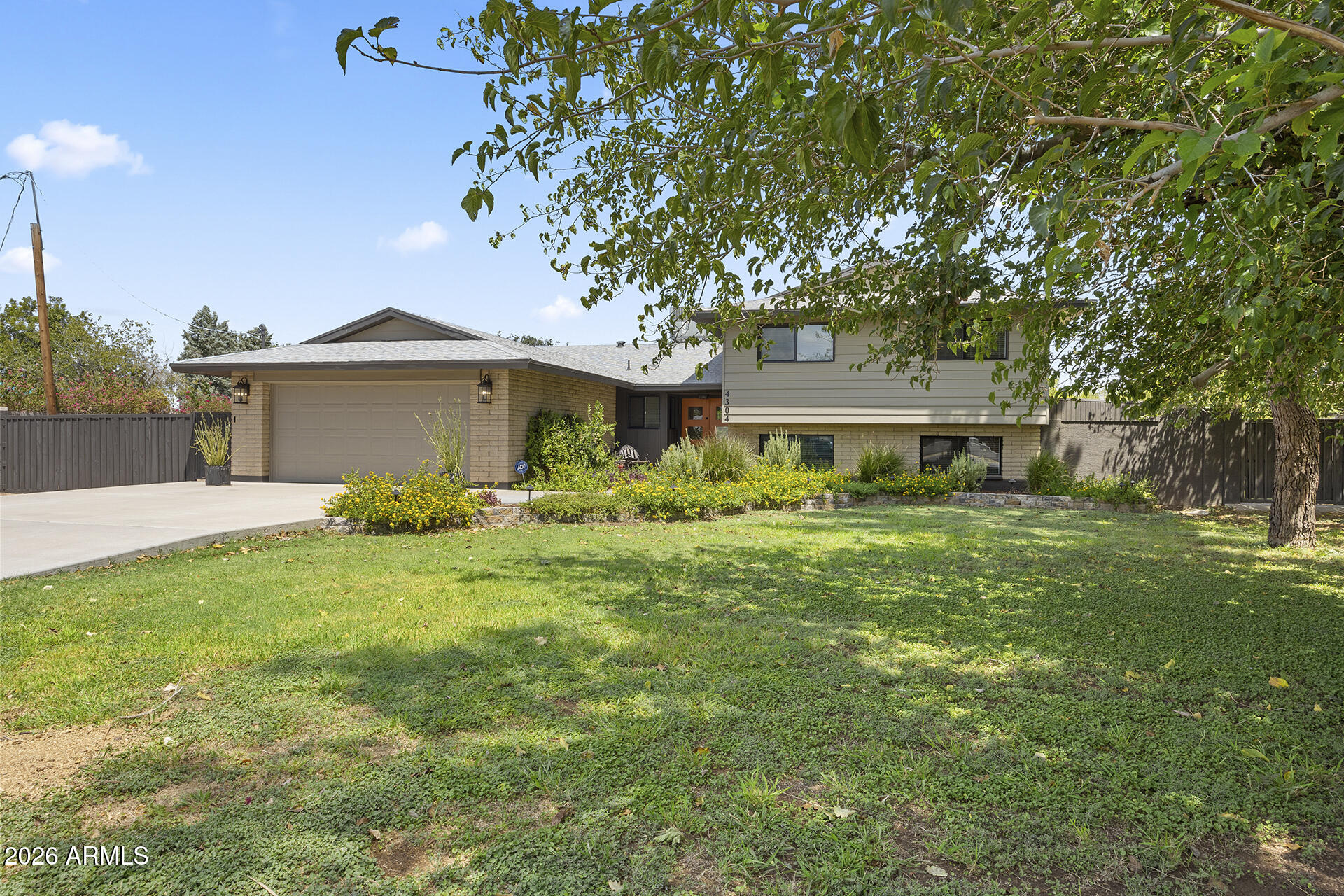 4308 W Tierra Buena Lane — photo