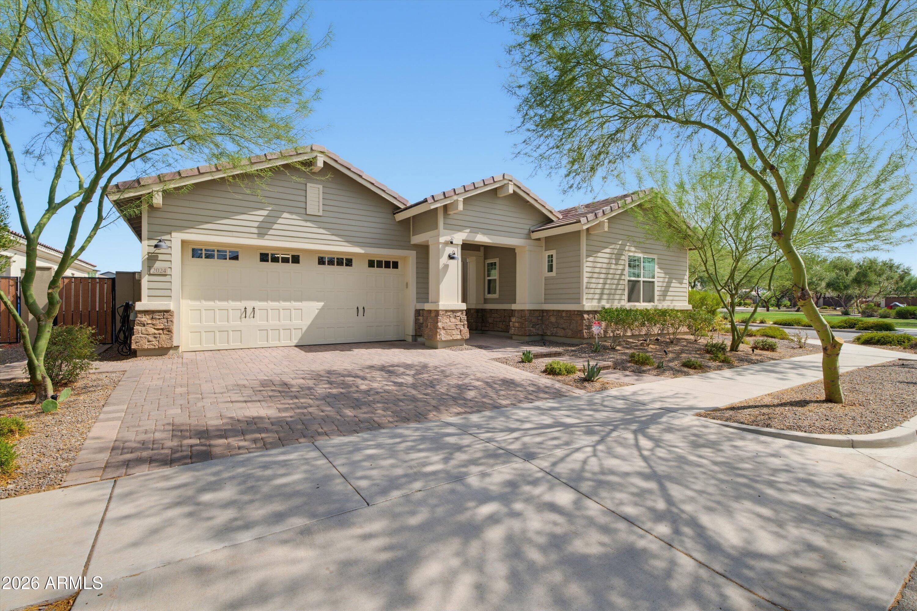 2024 W Andalusian Trail W — photo