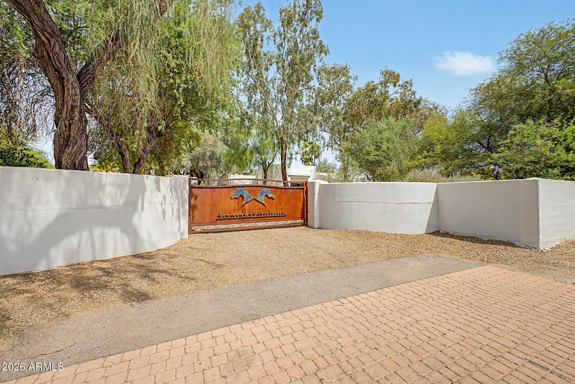 9420 E Cactus Road — photo