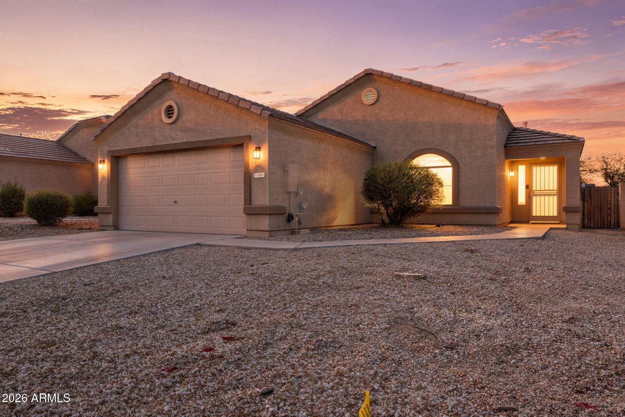 10961 W Loma Lane — photo