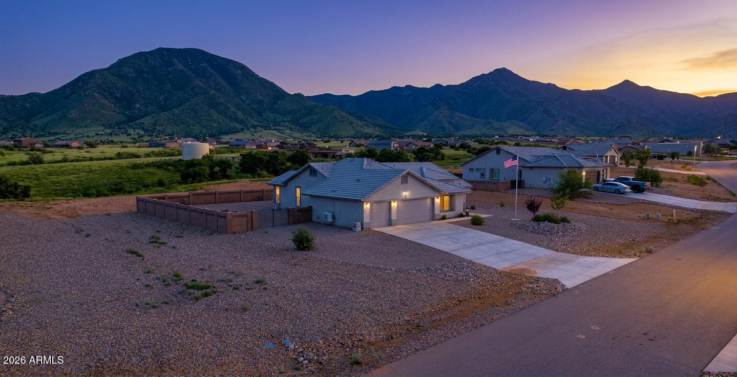 10118 S Vaquero Lane — photo