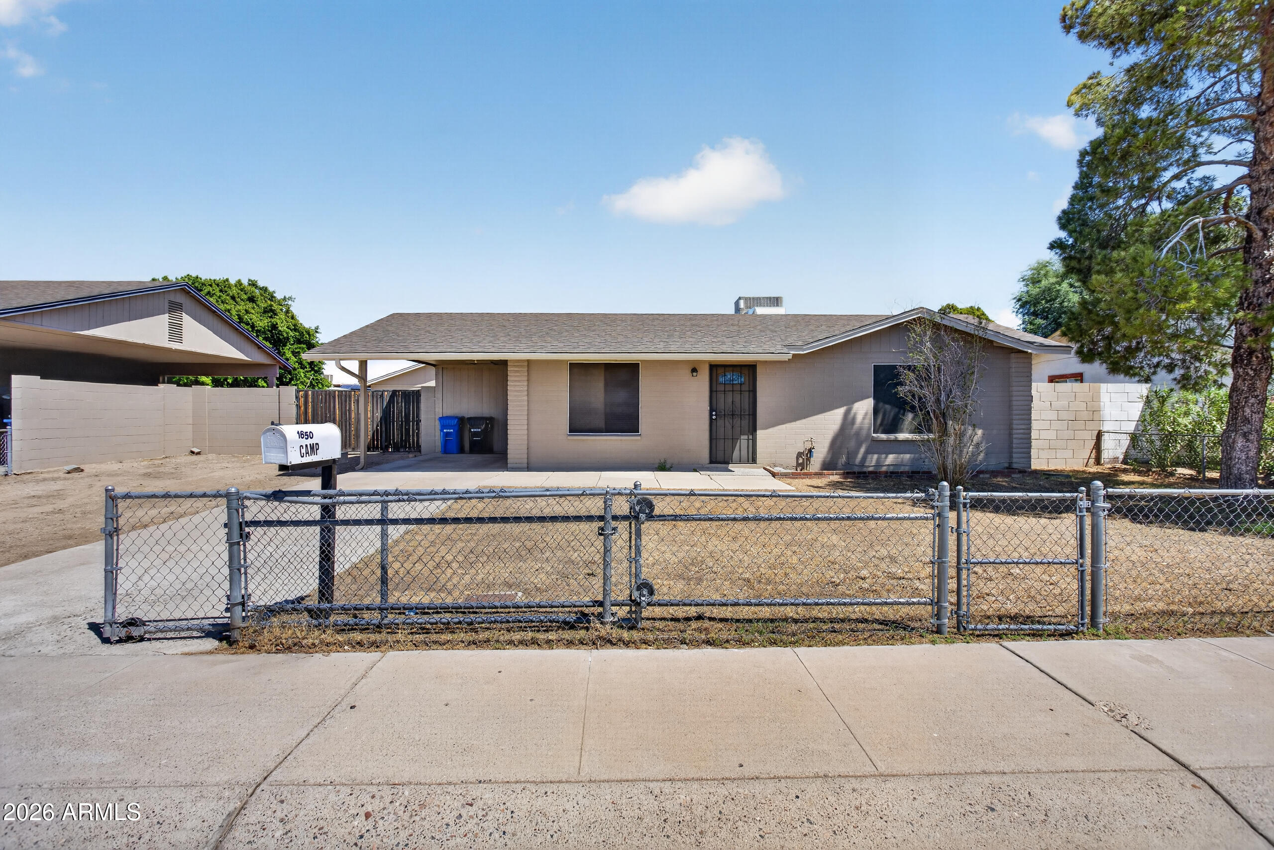 1650 W Campo Bello Drive — photo