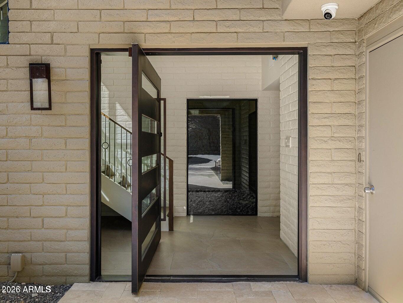 6331 E Hummingbird Lane — photo