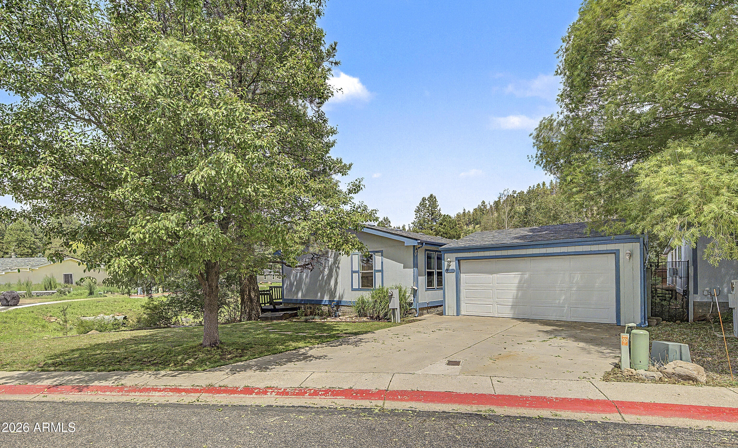 1251 S Mark Lane — photo