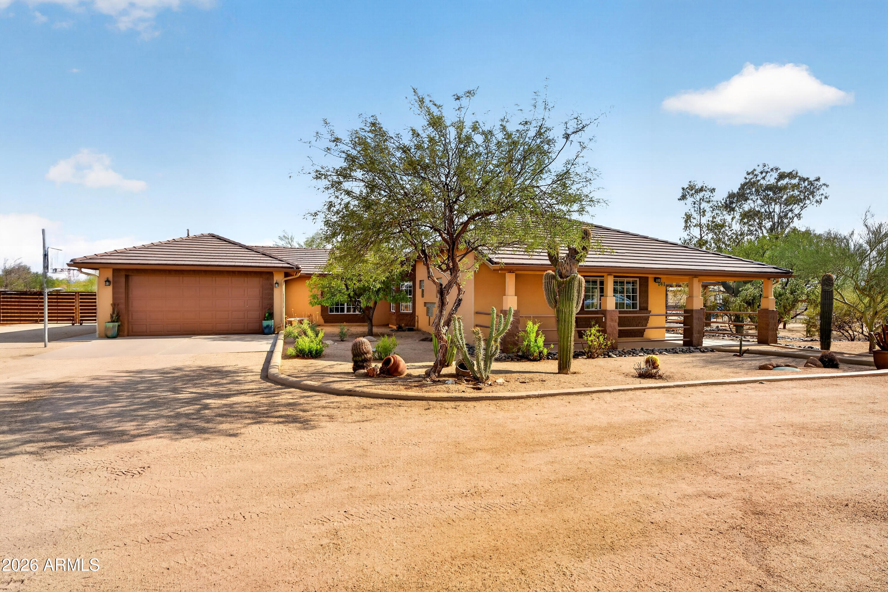 141 E Cloud Road, Phoenix, AZ 85086 — photo 2