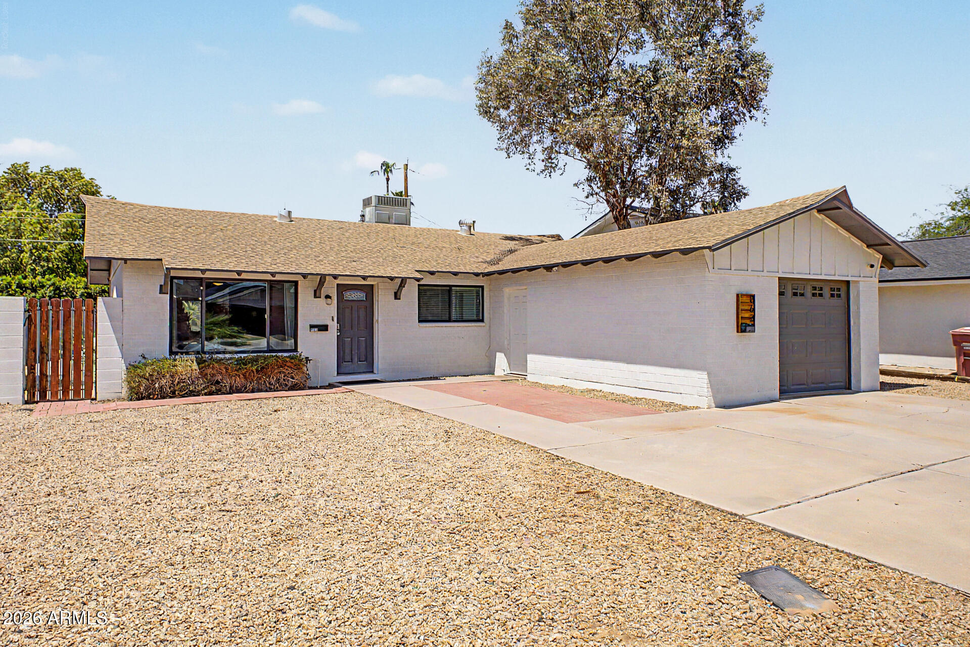 8638 E Valley View Road — photo