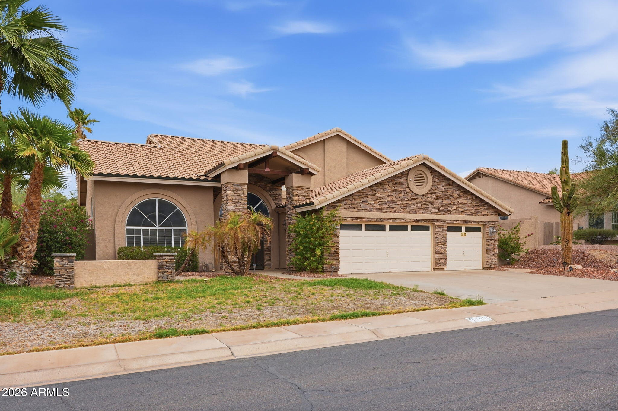 1842 E Windmere Drive, Phoenix, AZ 85048 — photo 2
