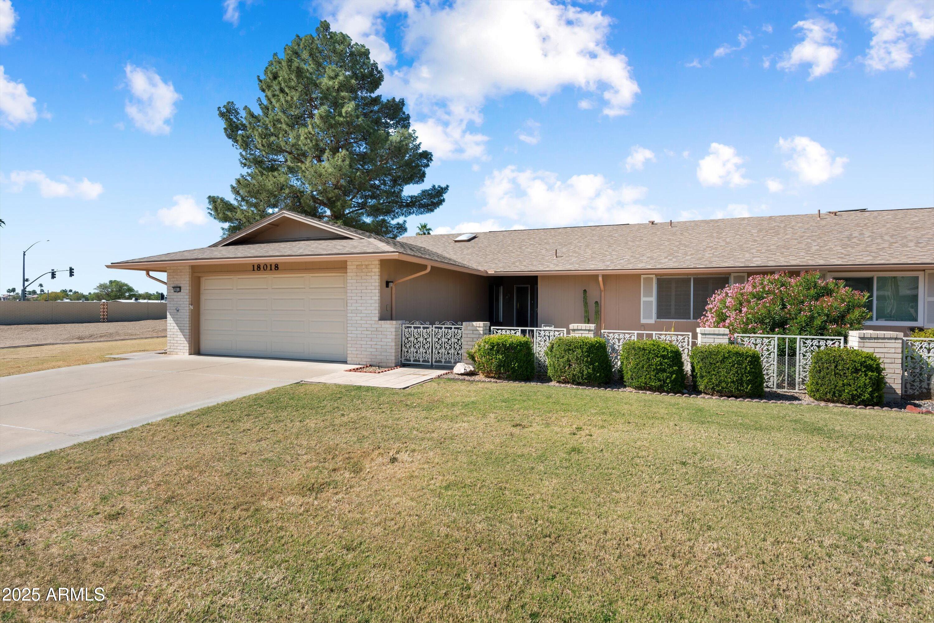 18018 N Highwood Court — photo