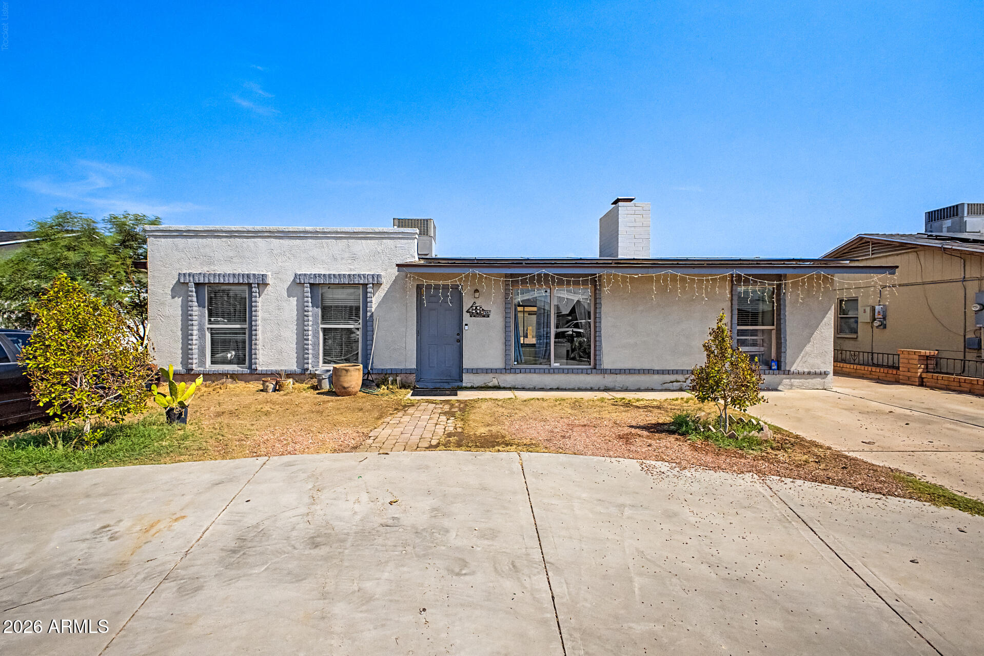 8730 W Earll Drive — photo