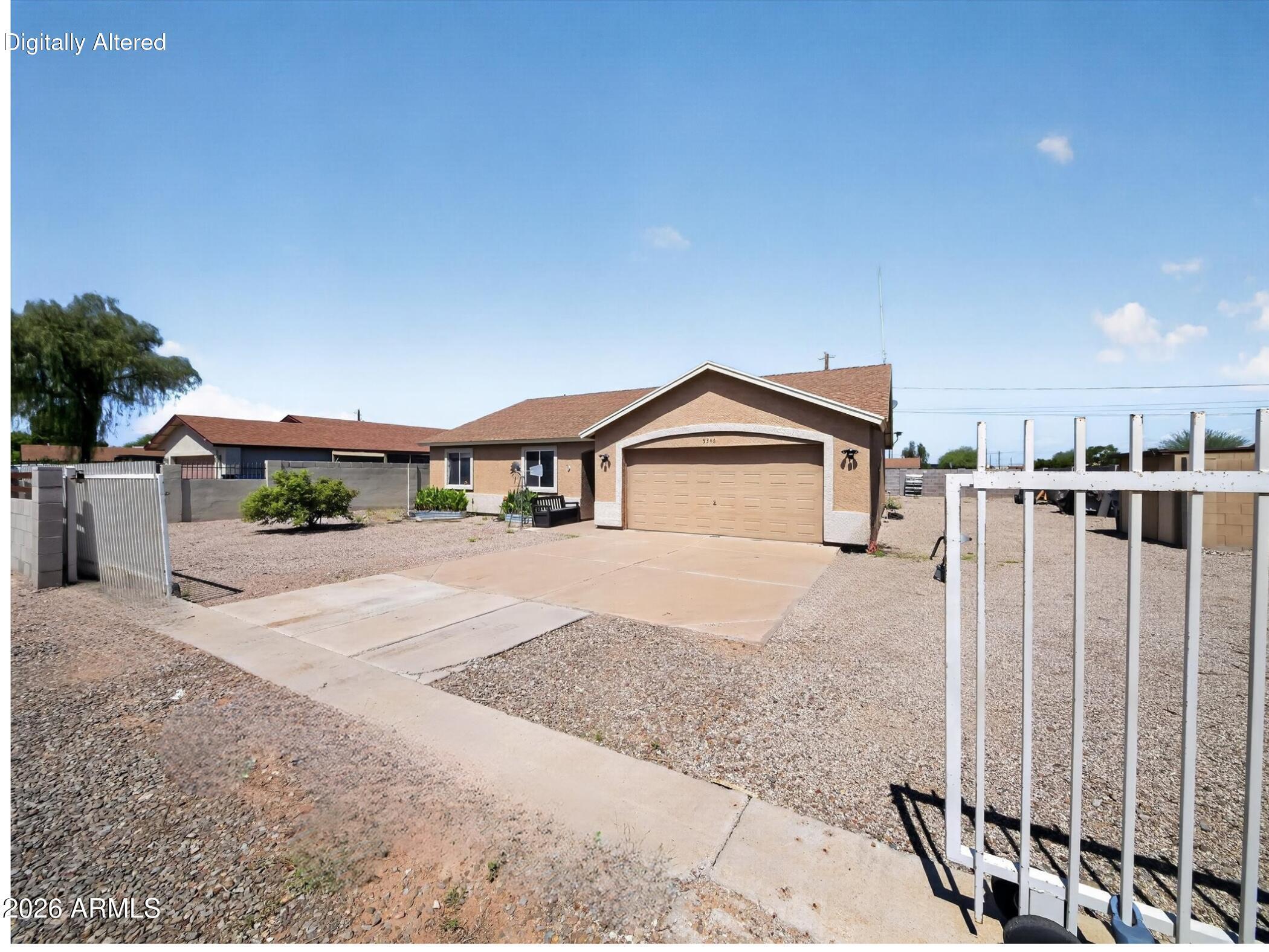 5346 E Red Bird Lane — photo
