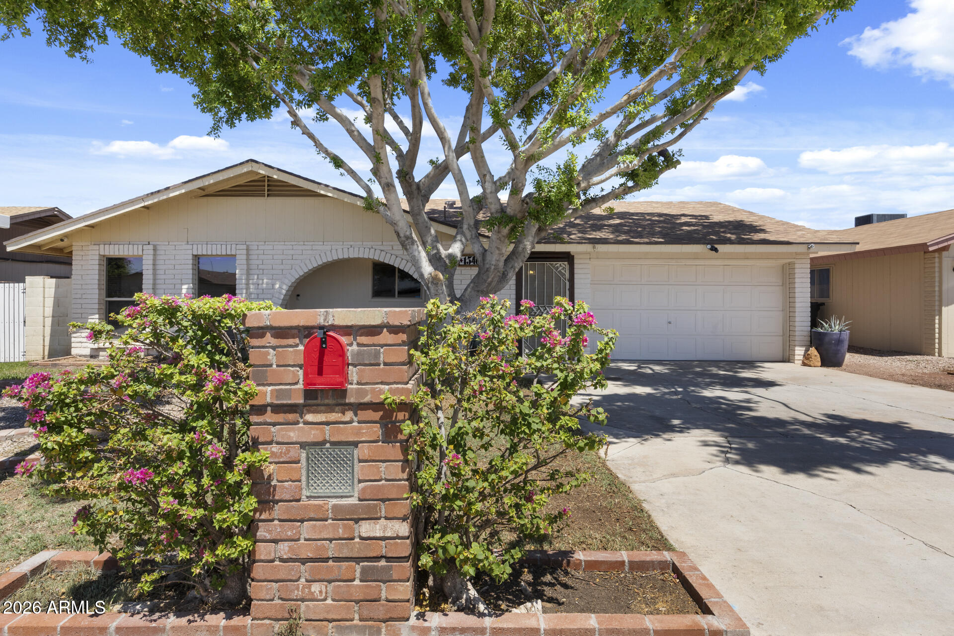 1546 E Flower Circle — photo