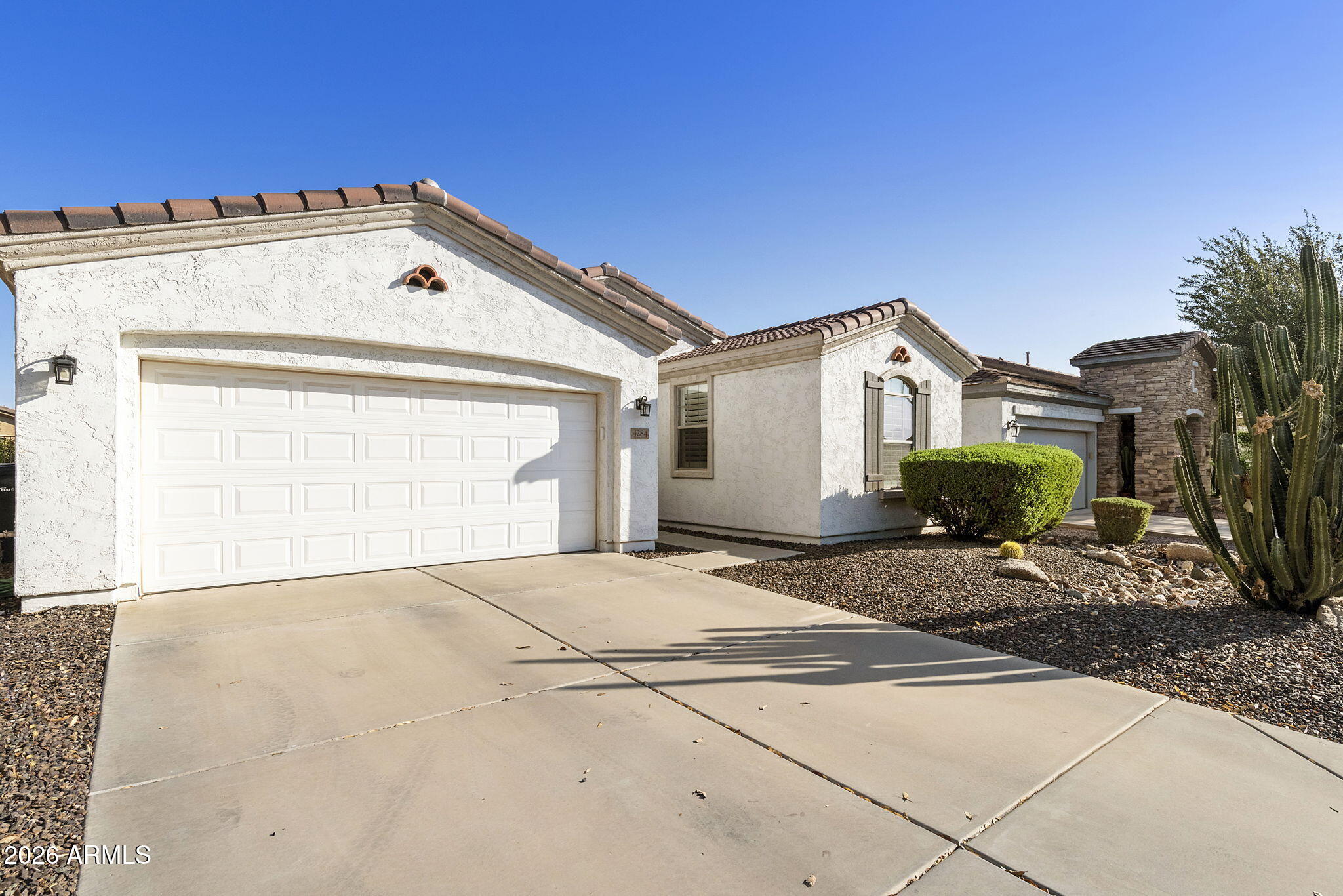 4284 E Sourwood Drive — photo