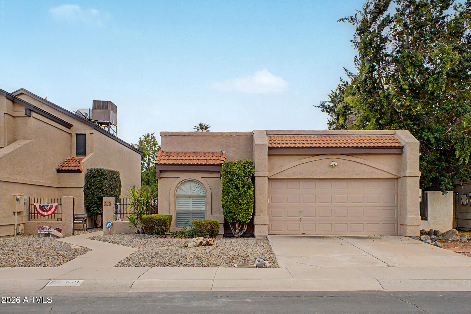 529 E Kristal Way — photo